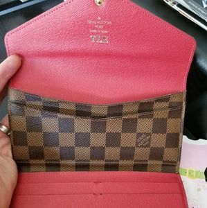 SOLD ON MERC Louis Vuitton Josephine Wallet